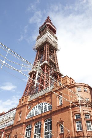 BLACKPOOL TOWER 1 SM.jpg